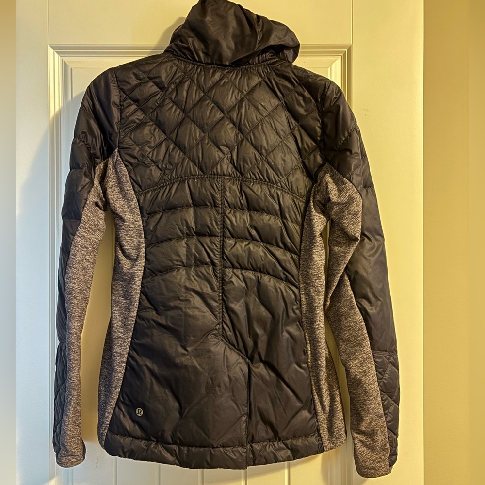 Lululemon Down For A Run Pullover- Purple Down Filled Half Zip Jacket- Size 6 - Picture 2 of 5